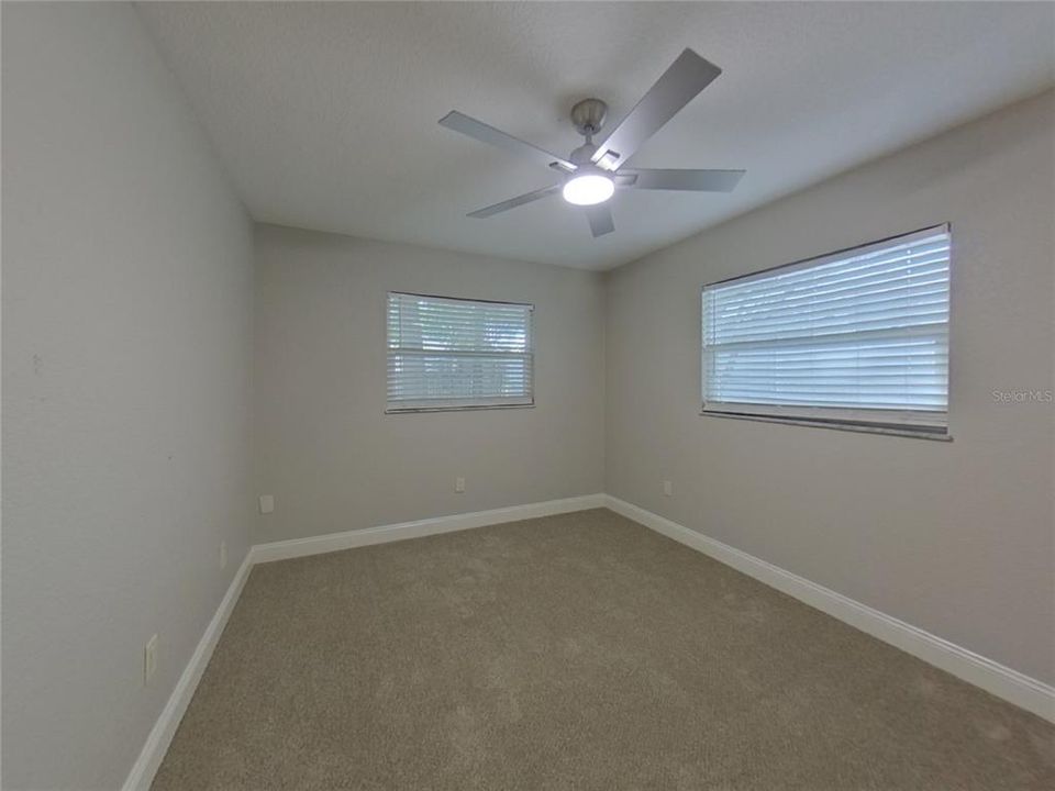 For Rent: $2,179 (4 beds, 2 baths, 1629 Square Feet)