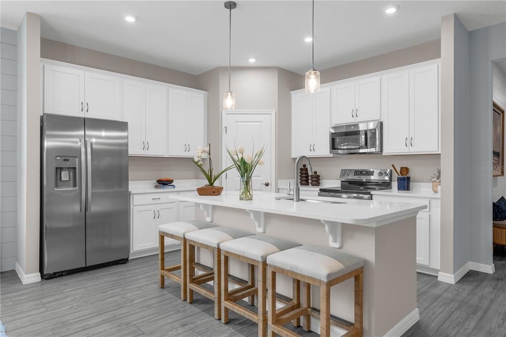 For Sale: $342,085 (4 beds, 3 baths, 2210 Square Feet)