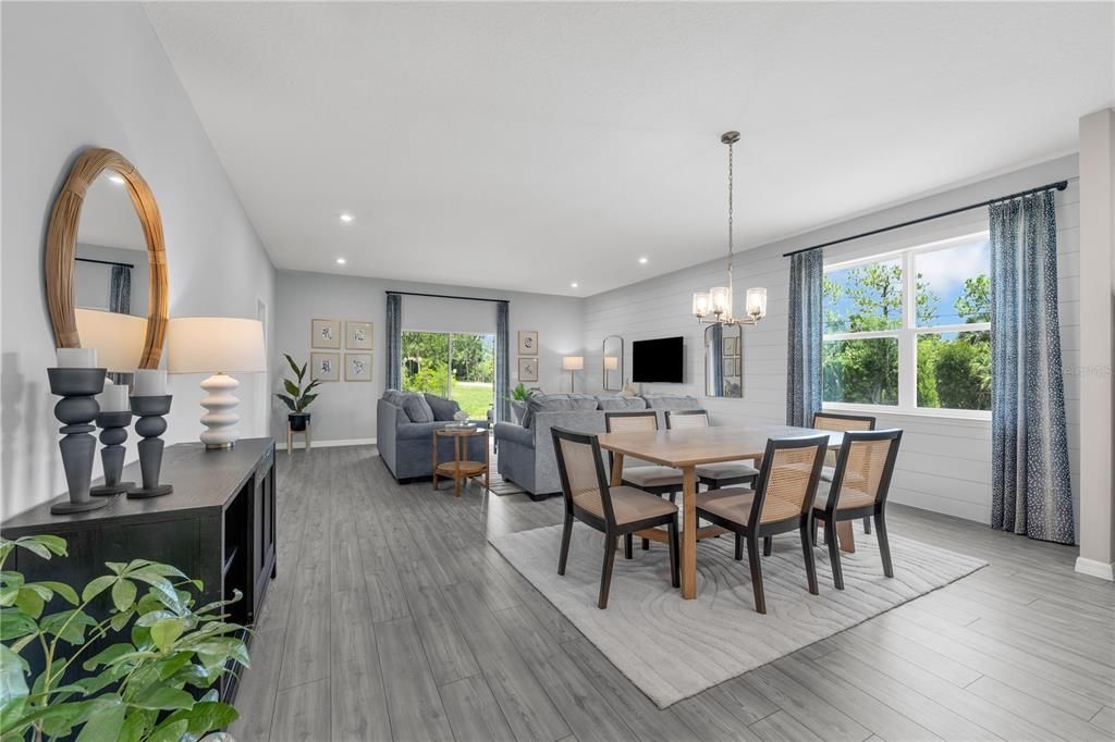 For Sale: $342,085 (4 beds, 3 baths, 2210 Square Feet)