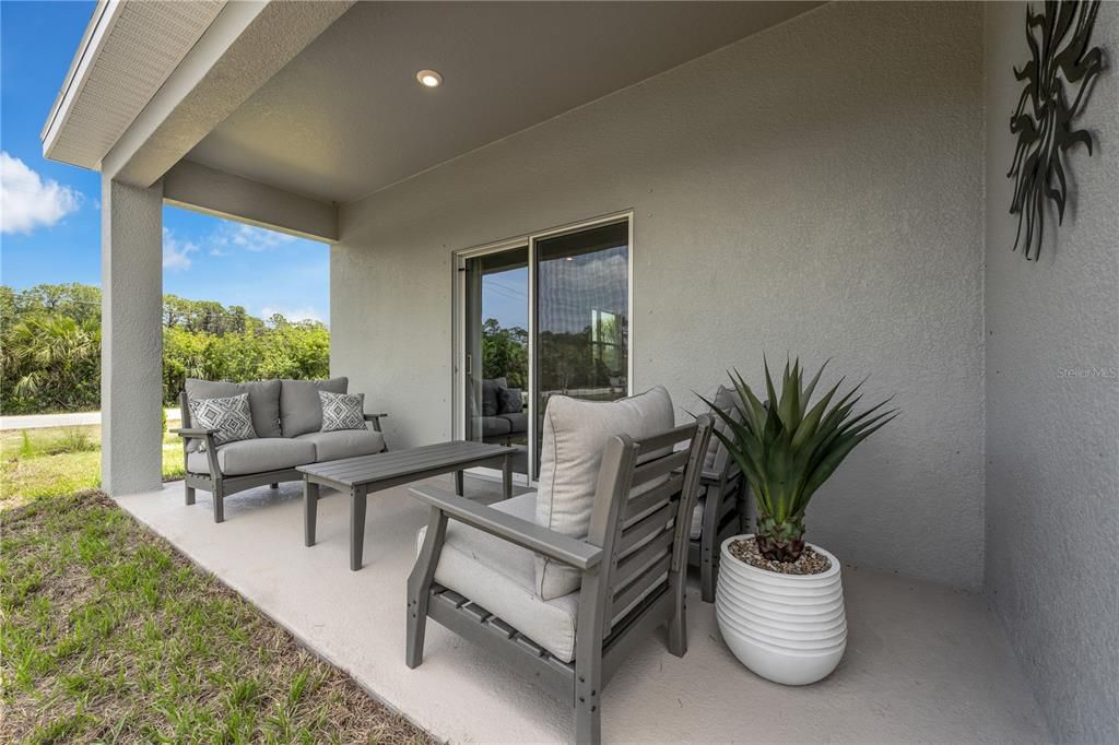 For Sale: $342,085 (4 beds, 3 baths, 2210 Square Feet)