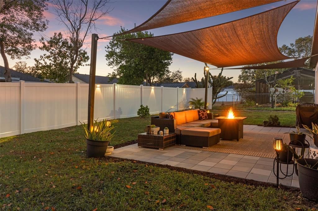 待售: $450,000 (4 贝兹, 3 浴室, 2438 平方英尺)