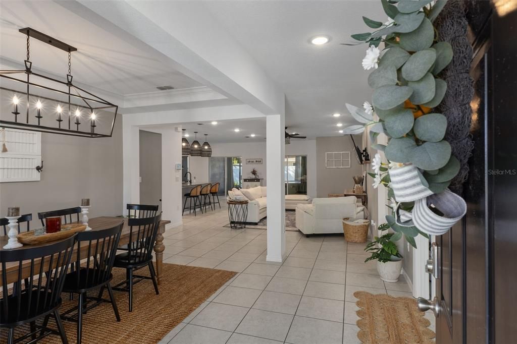 待售: $450,000 (4 贝兹, 3 浴室, 2438 平方英尺)