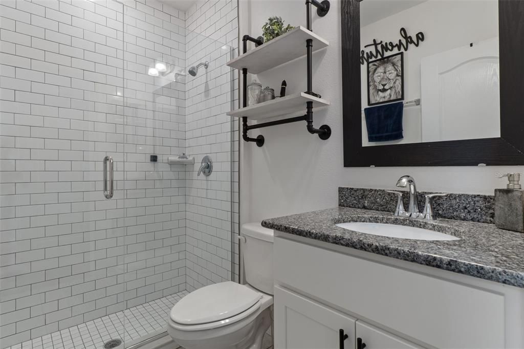 待售: $450,000 (4 贝兹, 3 浴室, 2438 平方英尺)