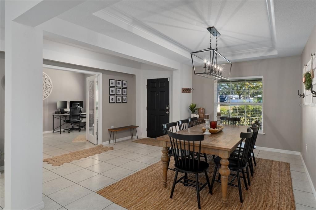 待售: $450,000 (4 贝兹, 3 浴室, 2438 平方英尺)