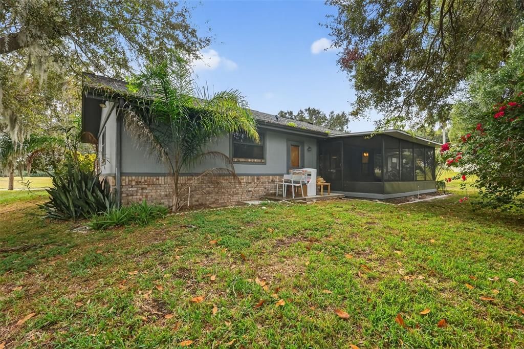 На продажу: $425,000 (3 спален, 2 ванн, 1901 Квадратных фут)