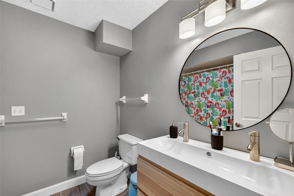 На продажу: $425,000 (3 спален, 2 ванн, 1901 Квадратных фут)