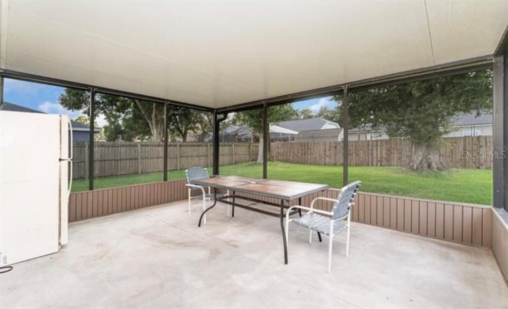 В аренду: $1,800 (3 спален, 2 ванн, 1271 Квадратных фут)