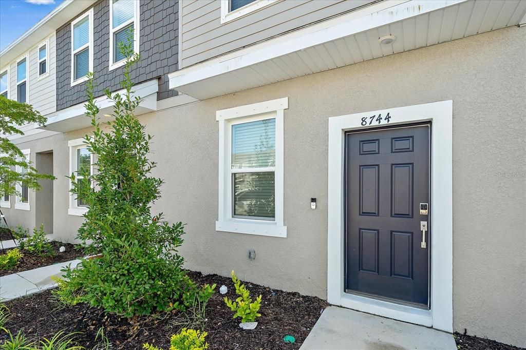 For Rent: $1,995 (2 beds, 2 baths, 1199 Square Feet)