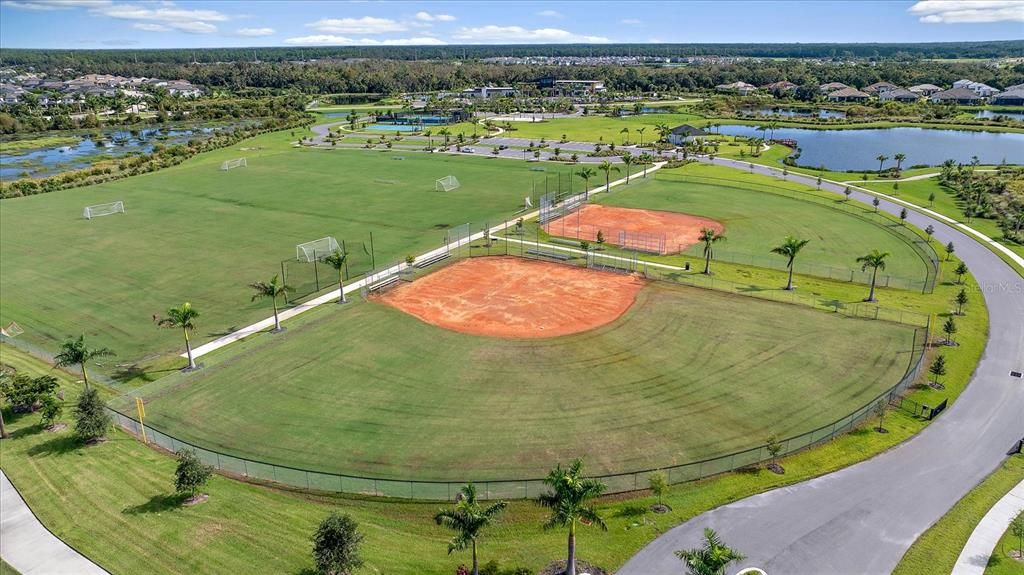 For Rent: $1,995 (2 beds, 2 baths, 1199 Square Feet)