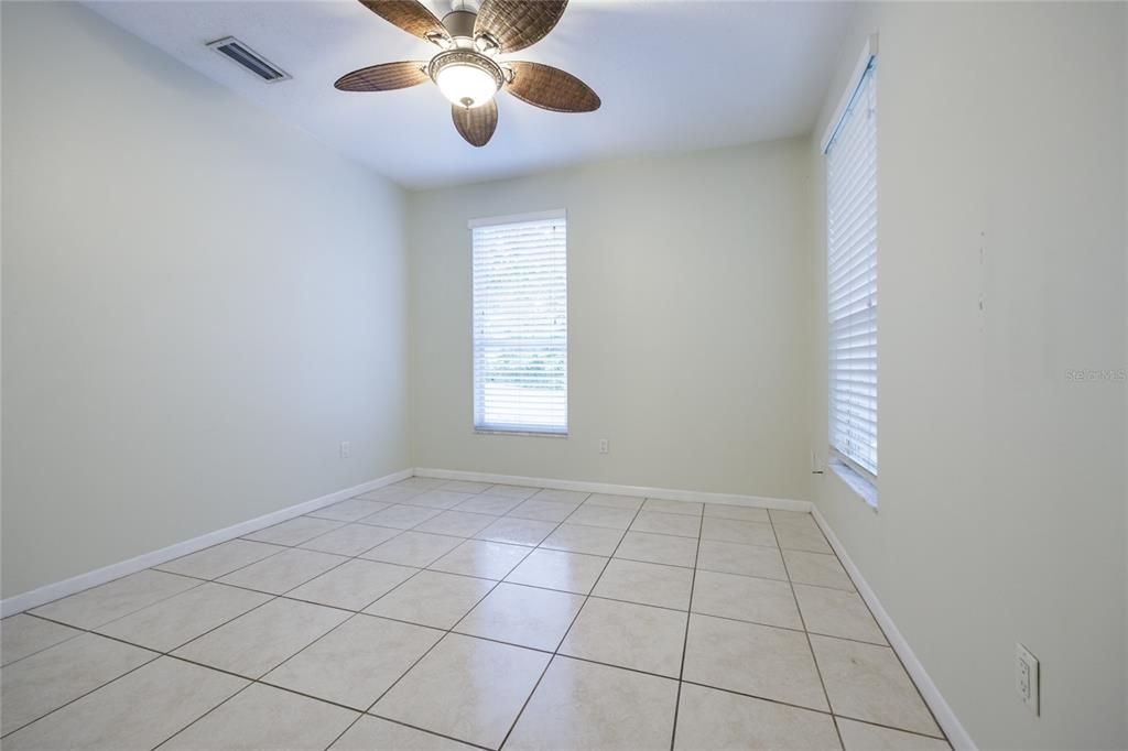 For Sale: $695,000 (5 beds, 4 baths, 4327 Square Feet)