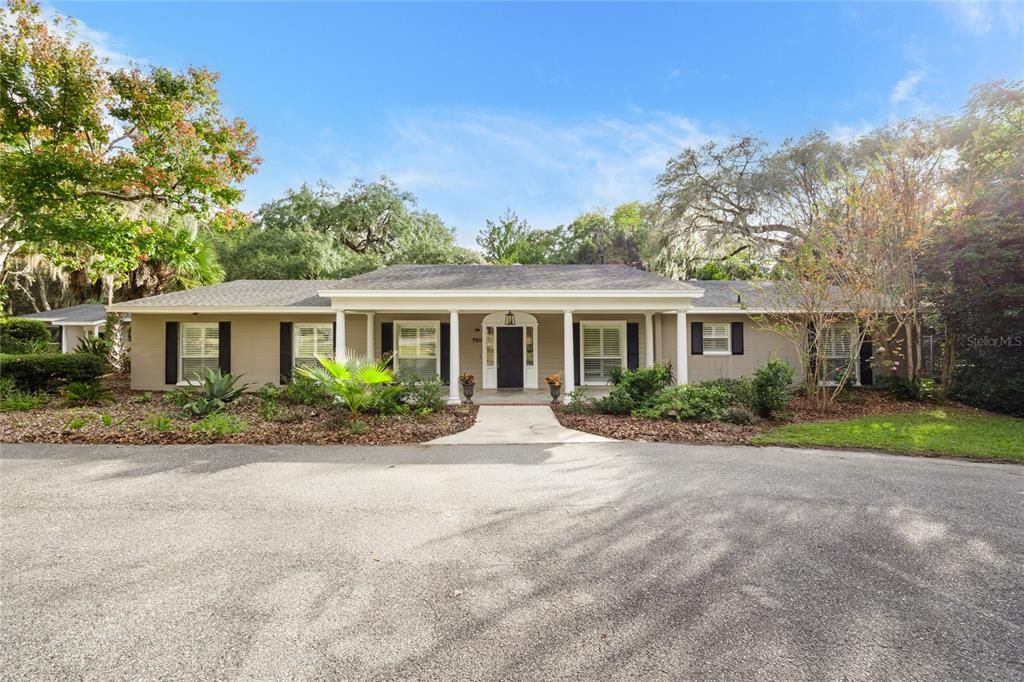 For Sale: $695,000 (5 beds, 4 baths, 4327 Square Feet)