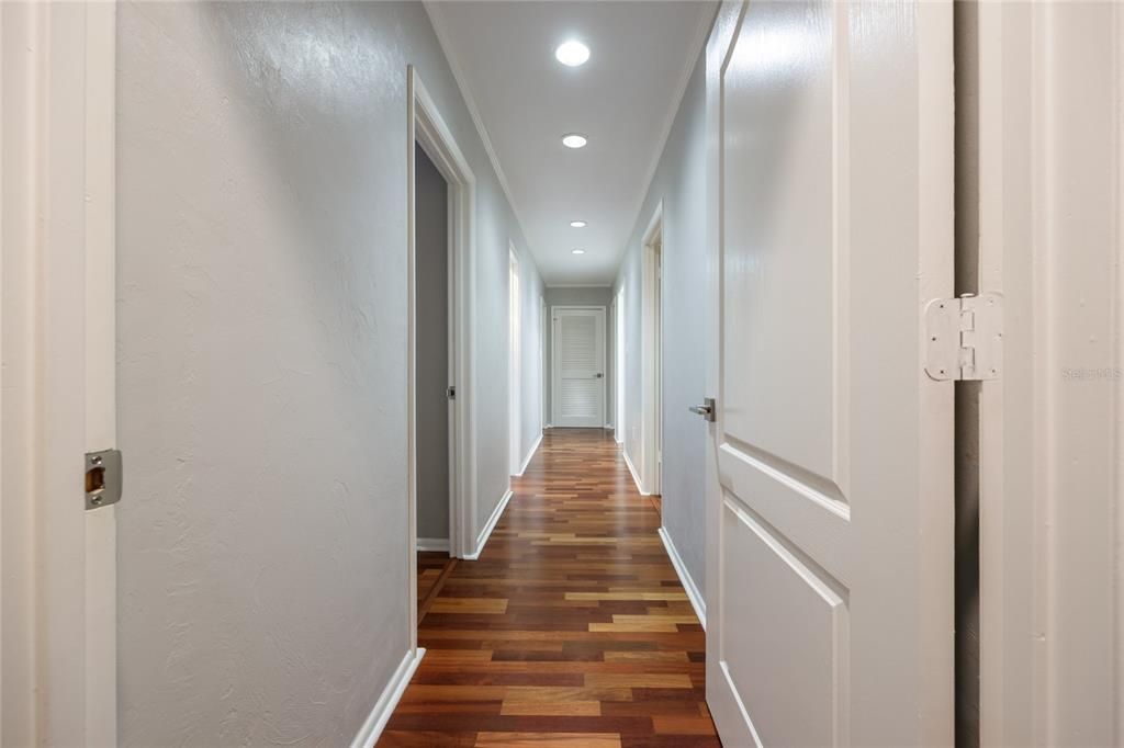 For Sale: $695,000 (5 beds, 4 baths, 4327 Square Feet)