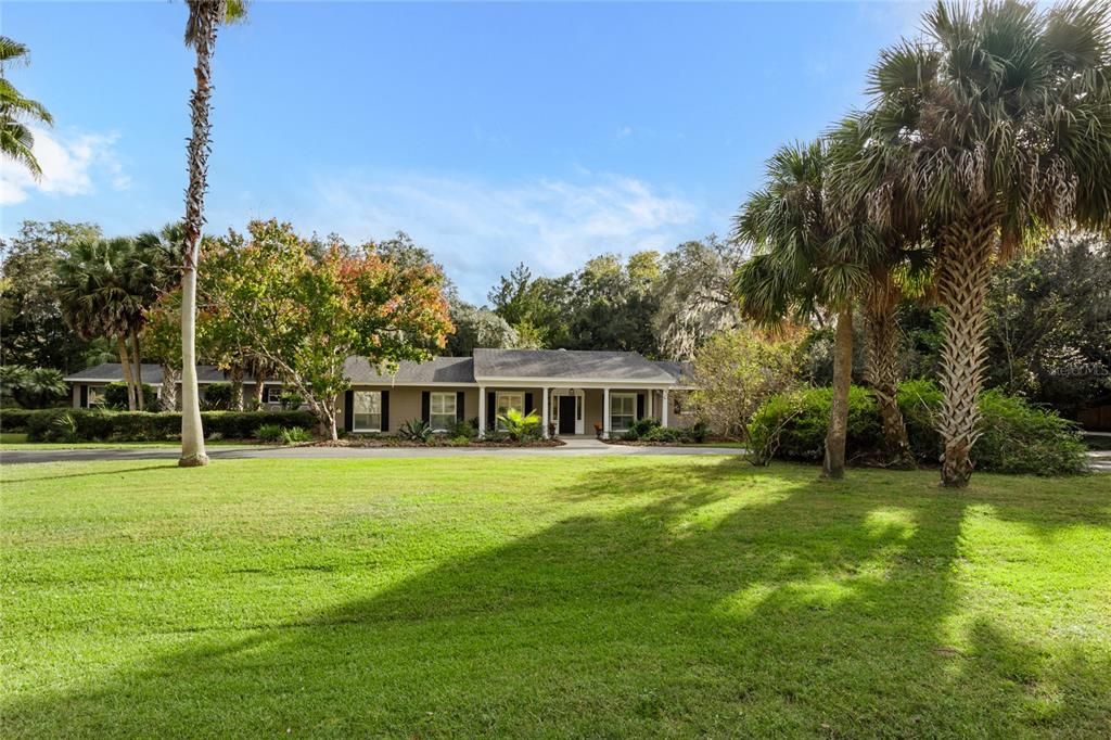 For Sale: $695,000 (5 beds, 4 baths, 4327 Square Feet)