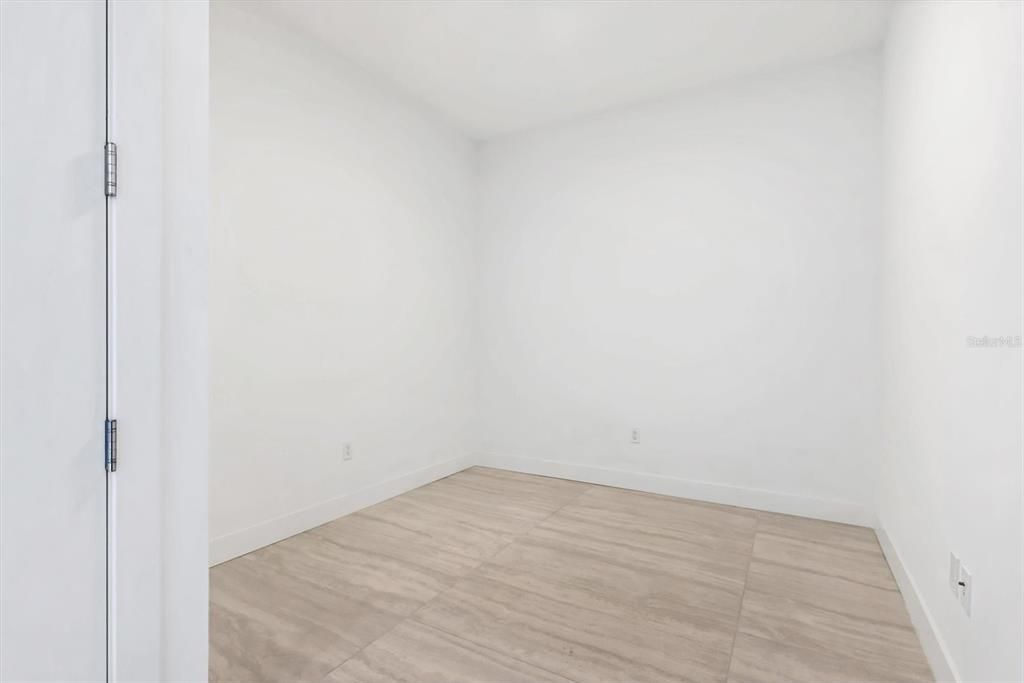 For Rent: $7,500 (2 beds, 3 baths, 1811 Square Feet)