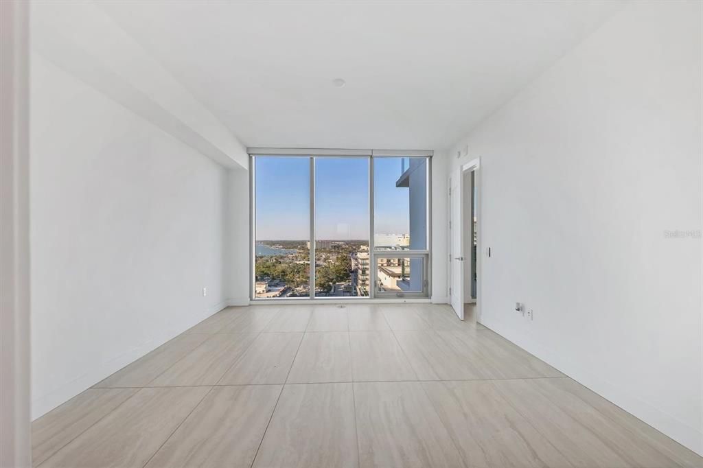 For Rent: $7,500 (2 beds, 3 baths, 1811 Square Feet)