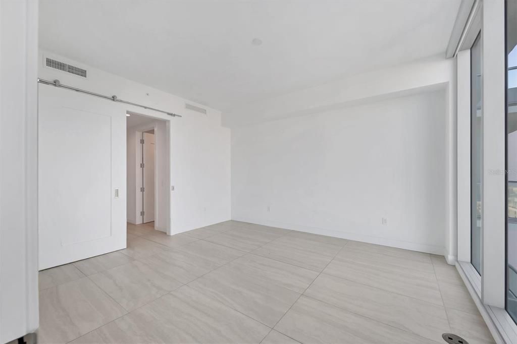 For Rent: $7,500 (2 beds, 3 baths, 1811 Square Feet)