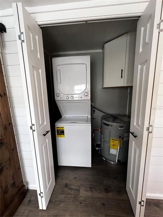 На продажу: $174,900 (2 спален, 1 ванн, 770 Квадратных фут)