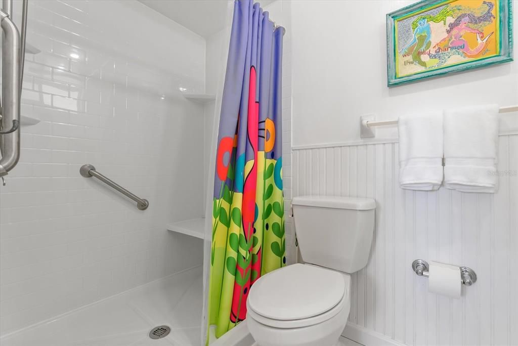 Active With Contract: $549,000 (2 beds, 2 baths, 1530 Square Feet)