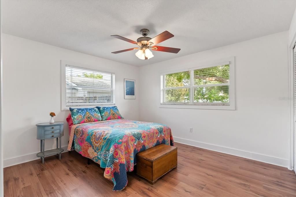 Active With Contract: $549,000 (2 beds, 2 baths, 1530 Square Feet)