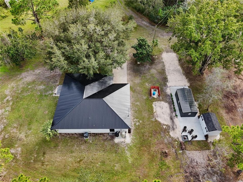 На продажу: $595,000 (4 спален, 2 ванн, 1908 Квадратных фут)