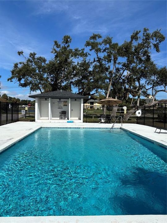 For Rent: $1,850 (2 beds, 2 baths, 1377 Square Feet)