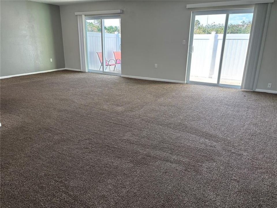 For Rent: $1,850 (2 beds, 2 baths, 1377 Square Feet)