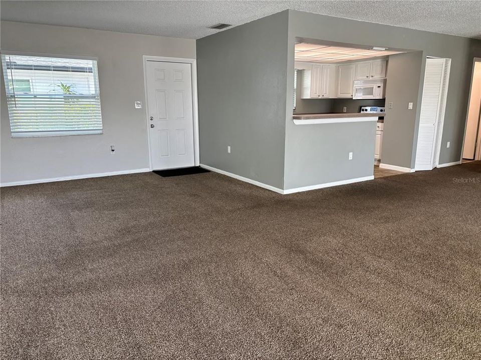 For Rent: $1,850 (2 beds, 2 baths, 1377 Square Feet)