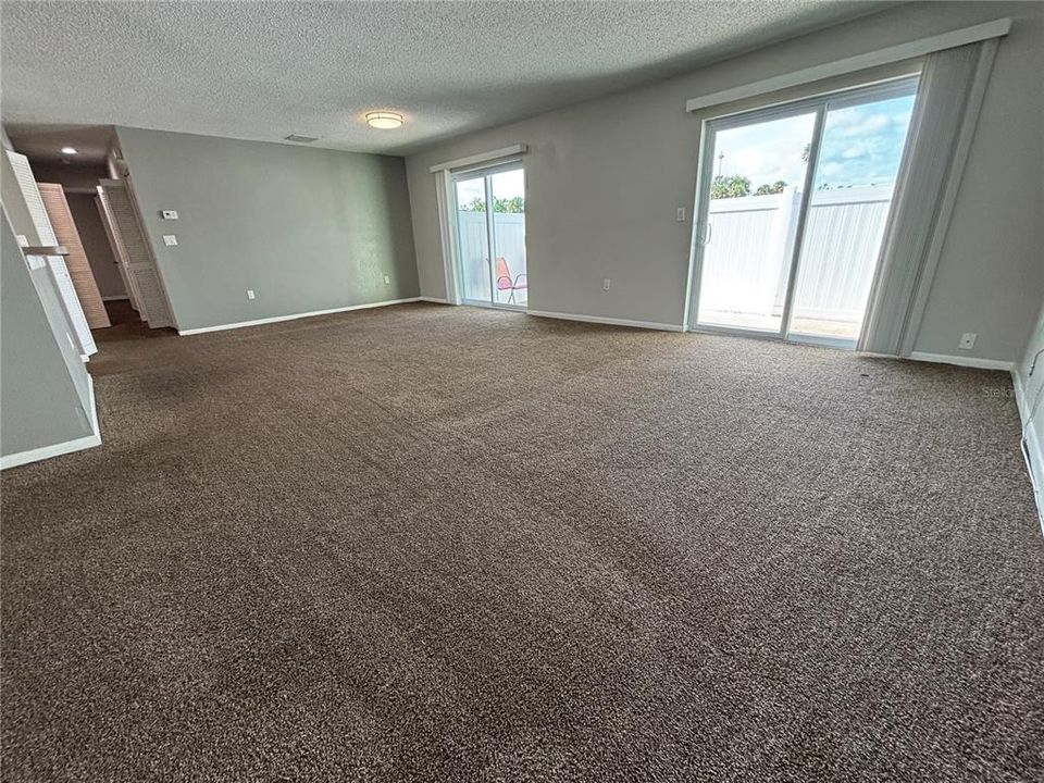 For Rent: $1,850 (2 beds, 2 baths, 1377 Square Feet)