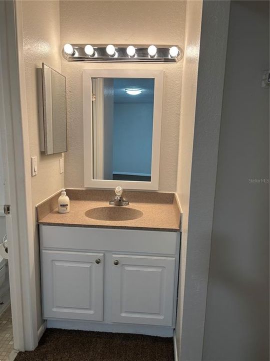 For Rent: $1,850 (2 beds, 2 baths, 1377 Square Feet)