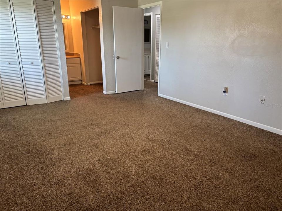 For Rent: $1,850 (2 beds, 2 baths, 1377 Square Feet)