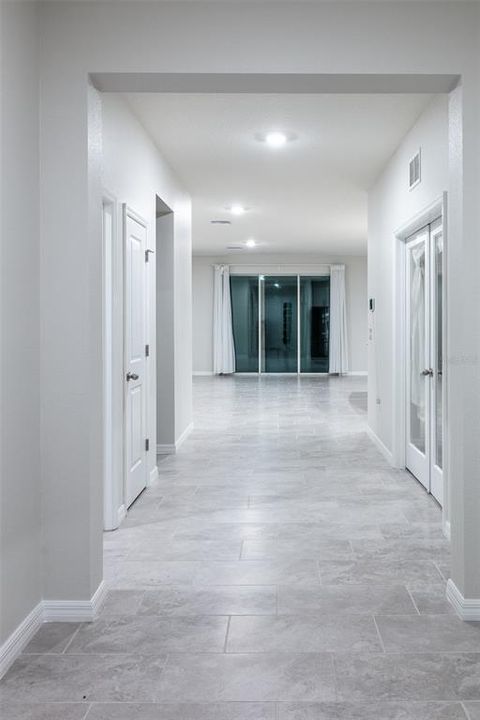 出租: $2,900 (4 贝兹, 2 浴室, 2051 平方英尺)