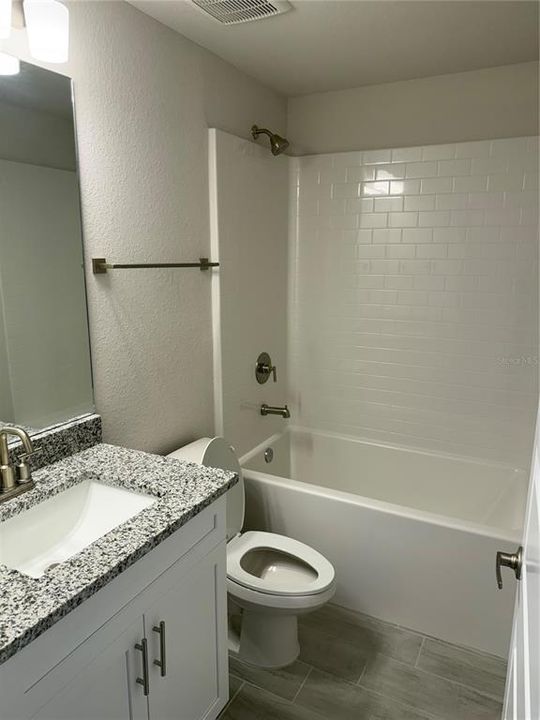 待售: $364,100 (4 贝兹, 3 浴室, 2117 平方英尺)