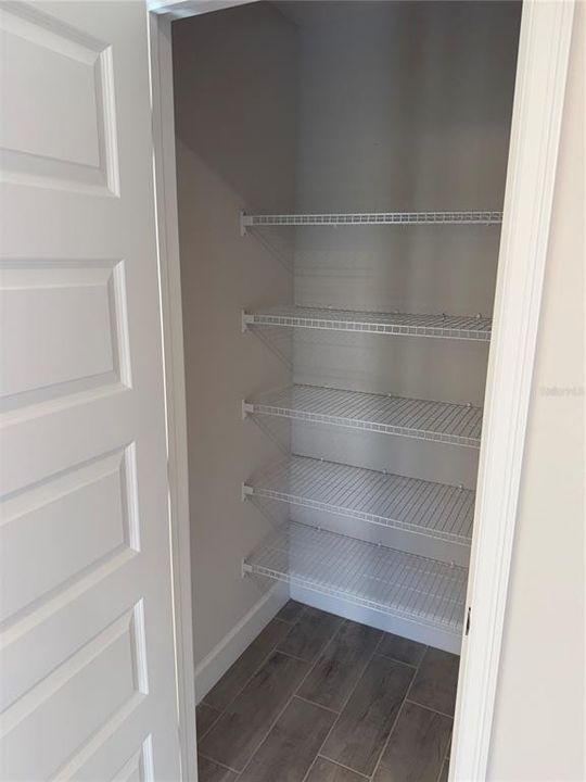 待售: $364,100 (4 贝兹, 3 浴室, 2117 平方英尺)