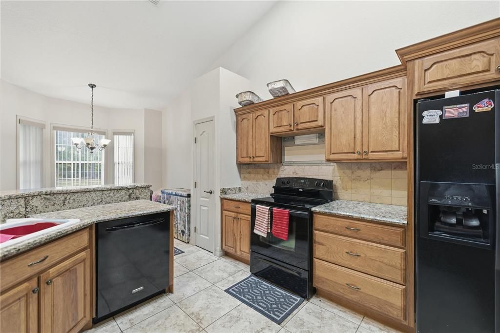 For Sale: $430,000 (3 beds, 2 baths, 1862 Square Feet)