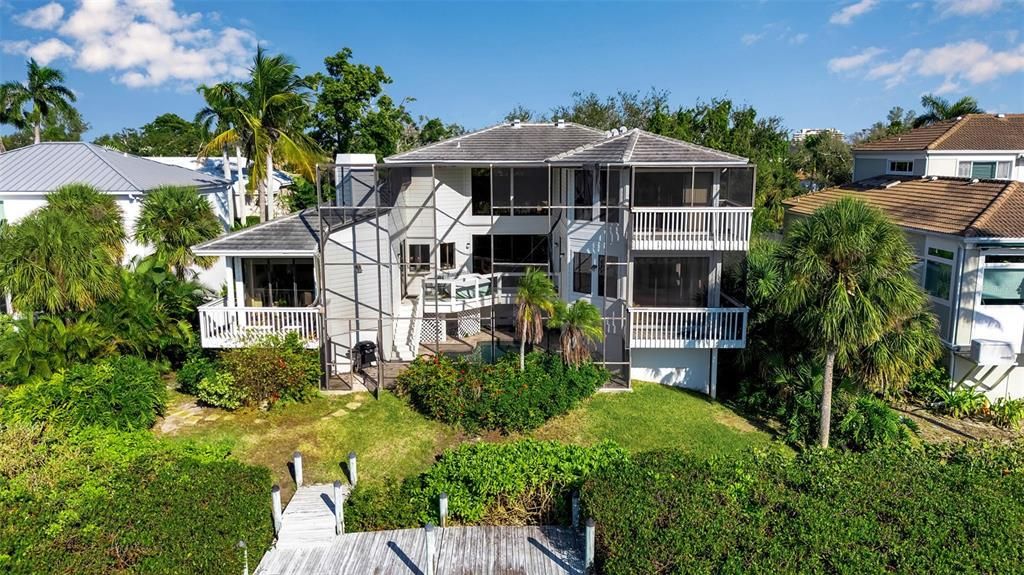 For Sale: $1,975,000 (3 beds, 3 baths, 3327 Square Feet)