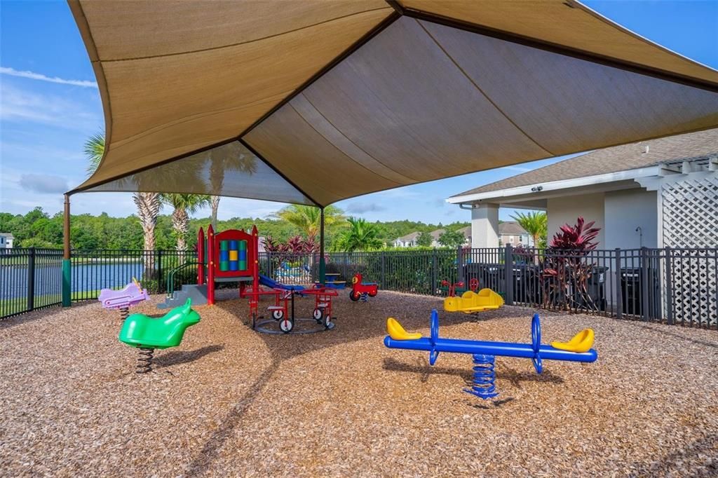 For Sale: $235,000 (2 beds, 2 baths, 1200 Square Feet)