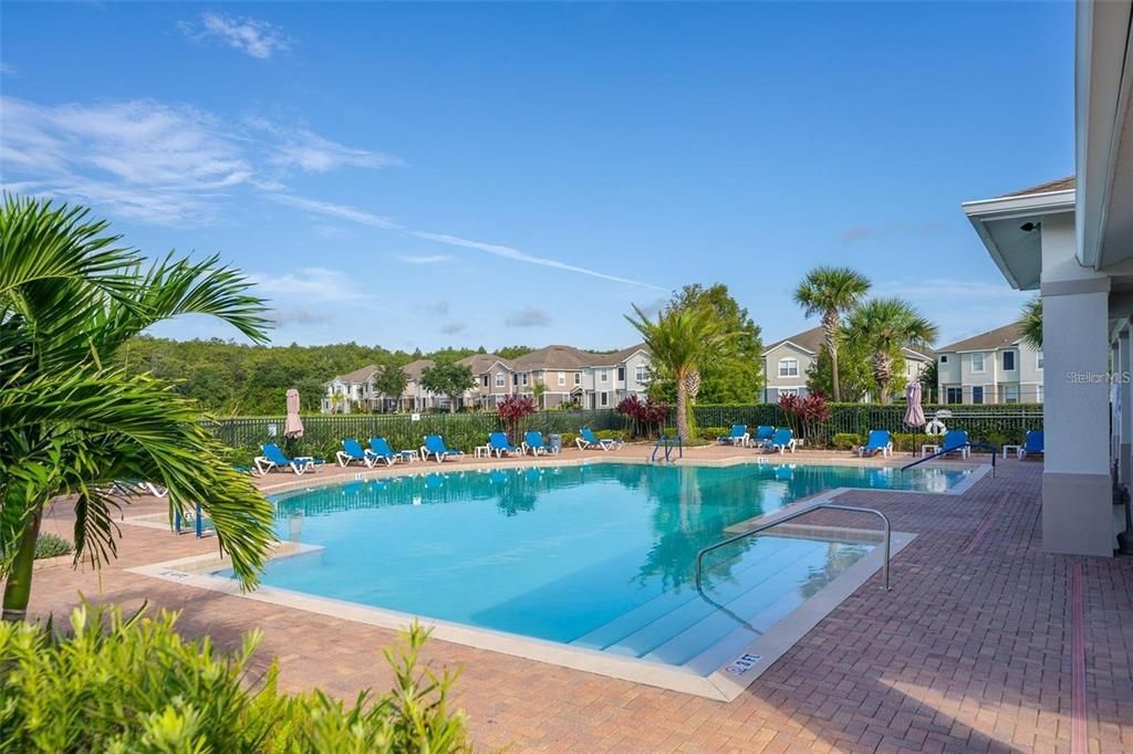 For Sale: $235,000 (2 beds, 2 baths, 1200 Square Feet)