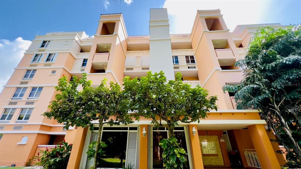 На продажу: $550,000 (4 спален, 3 ванн, 2352 Квадратных фут)