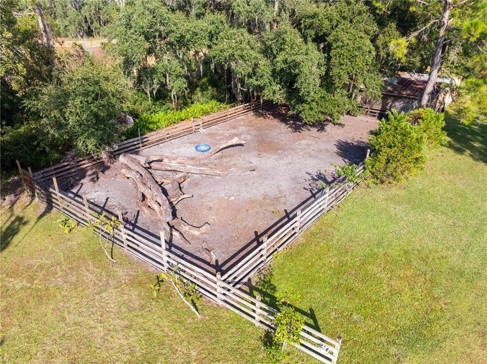 合同活跃: $679,900 (3 贝兹, 3 浴室, 1986 平方英尺)