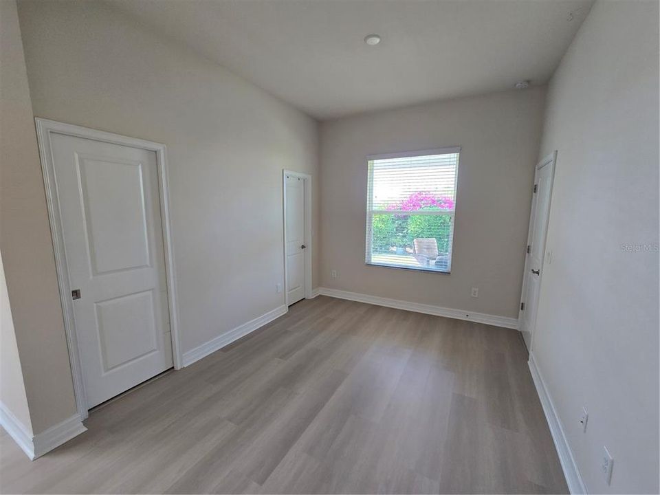 For Rent: $4,800 (4 beds, 4 baths, 3633 Square Feet)