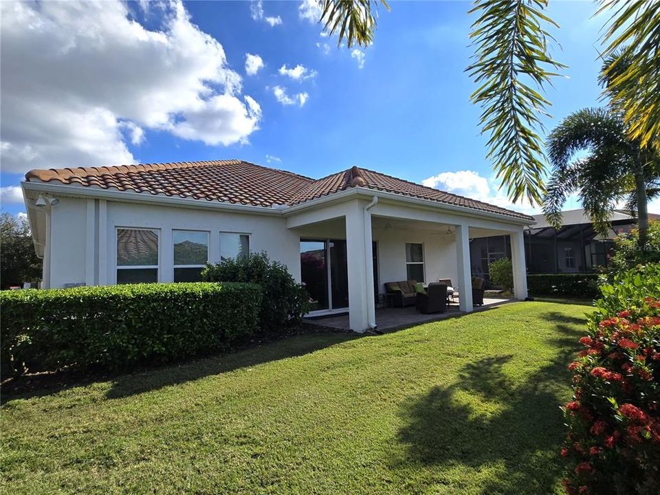 For Rent: $4,800 (4 beds, 4 baths, 3633 Square Feet)