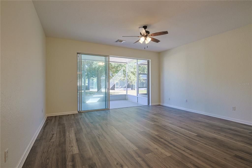 En Venta: $225,000 (3 camas, 2 baños, 1584 Pies cuadrados)