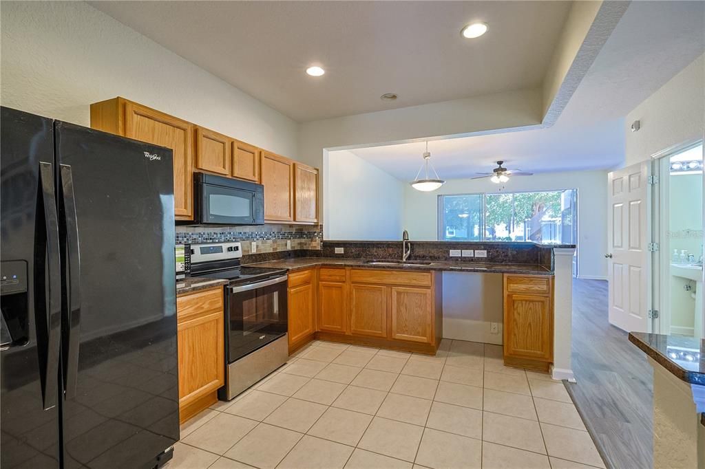 En Venta: $225,000 (3 camas, 2 baños, 1584 Pies cuadrados)