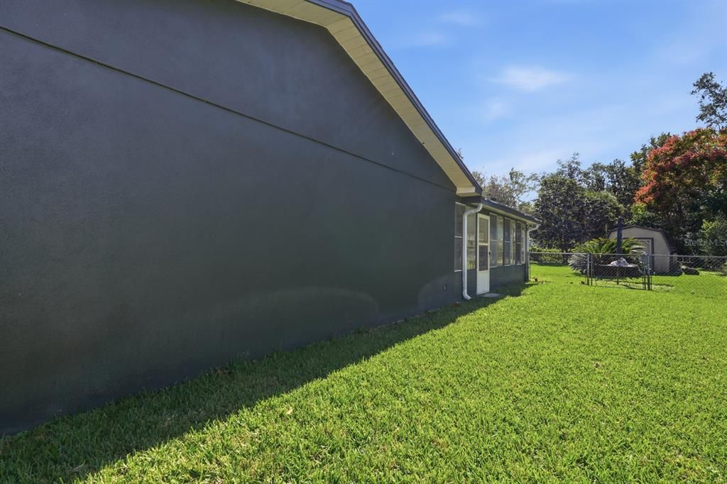 For Sale: $269,000 (3 beds, 2 baths, 1563 Square Feet)