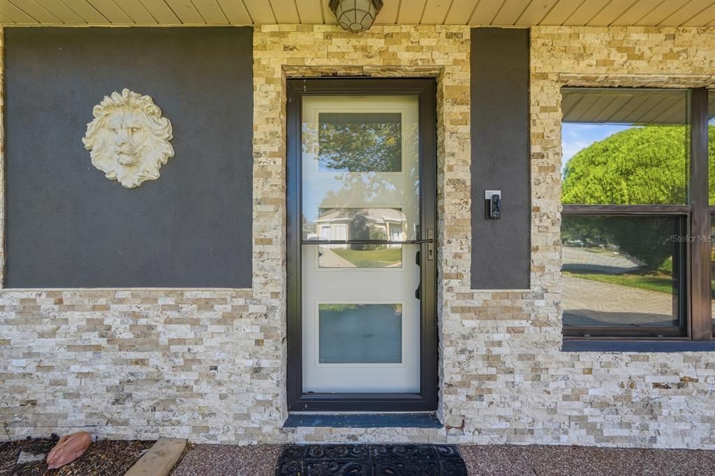 For Sale: $269,000 (3 beds, 2 baths, 1563 Square Feet)