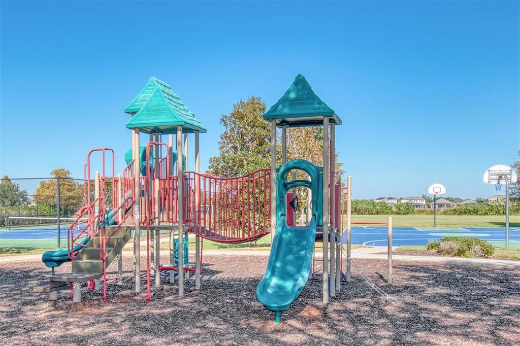 For Sale: $399,000 (3 beds, 2 baths, 2088 Square Feet)