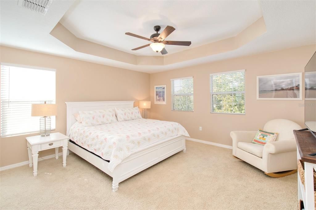 For Sale: $399,000 (3 beds, 2 baths, 2088 Square Feet)