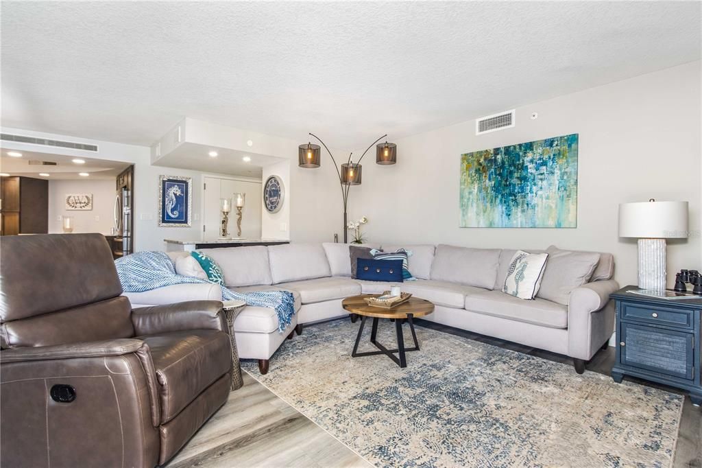 For Rent: $3,500 (2 beds, 2 baths, 1345 Square Feet)