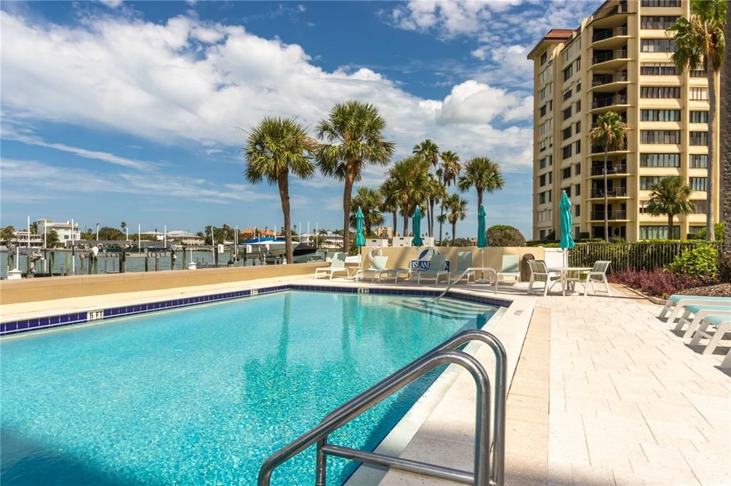 For Rent: $3,500 (2 beds, 2 baths, 1345 Square Feet)