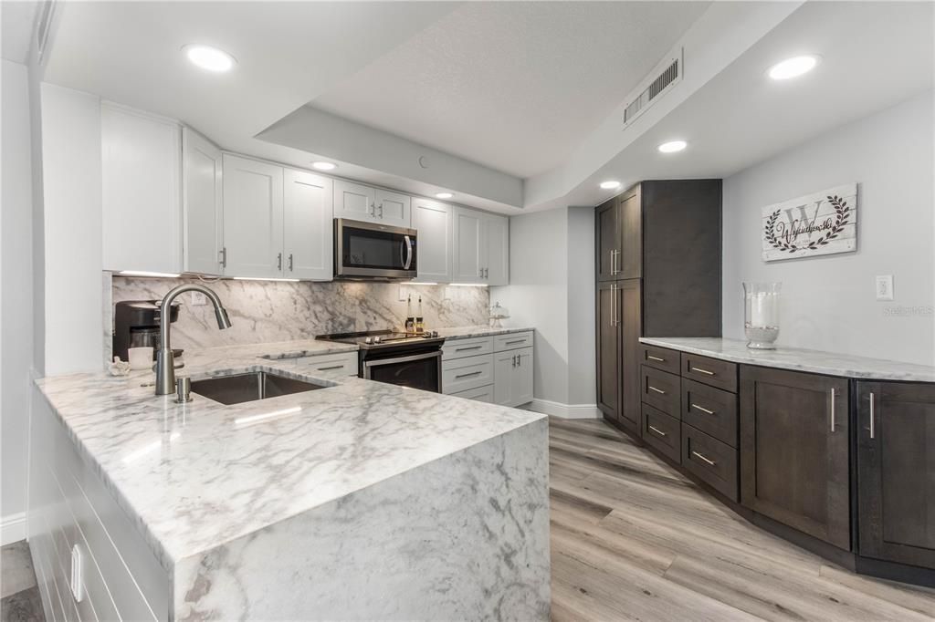 For Rent: $3,500 (2 beds, 2 baths, 1345 Square Feet)